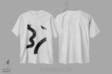 تیشرت سفید طرح دار – تیشرت انتزاعی ,بیان انتزاعی تک رنگ اثر مامبو آرت استودیو immage.ir