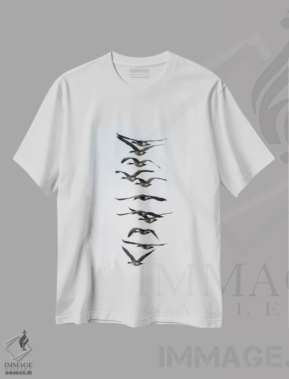 تیشرت سفید طرح دار – تیشرت طبیعت ,پرواز غازها به صورت دسته جمعی اثر مایکل شوفلر فروشگاه ایماژ