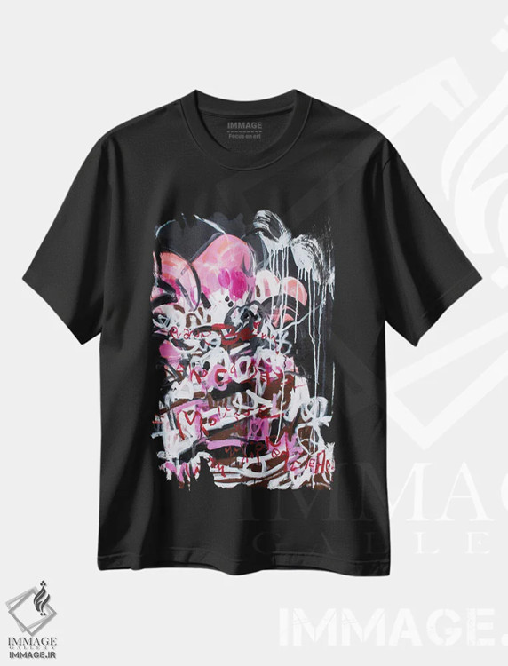 تیشرت مشکی طرح دار – تیشرت گرافیکی ,موس شکلات تمشک با خامه زده شده اثر میساکو چیدا immage.ir