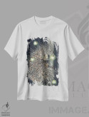 تیشرت سفید طرح دار – تیشرت هنری ,چوب های شب تاب اثر مگی واندواله immage.ir