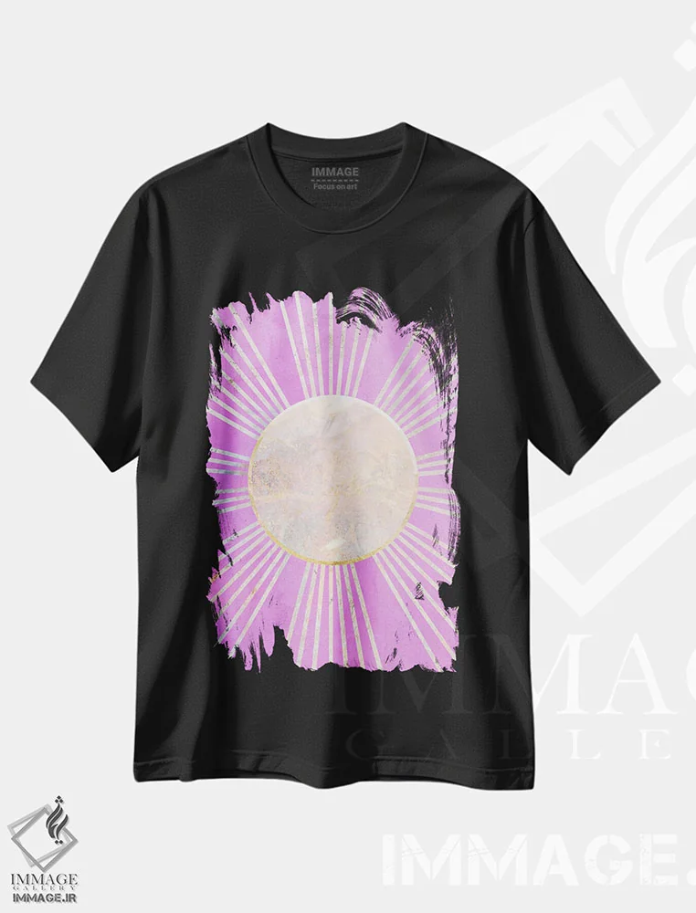 تیشرت مشکی طرح دار – تیشرت هنری ,پرتوهای خورشید صورتی باربی اثر سارا مانوفسکی immage.ir