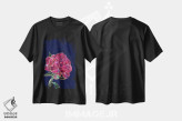 تیشرت مشکی طرح دار – تیشرت فانتزی ,گل صدتومانی فلزی اثر سارا مانوفسکی فروشگاه ایماژ