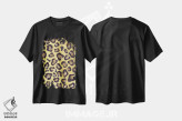 تیشرت مشکی طرح دار – تیشرت گرافیکی ,نقش پلنگی زرد طلایی اثر سارا مانوفسکی immage.ir