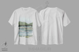 تیشرت سفید طرح دار – تیشرت طبیعت ,منظره ملایم II اثر مایا وودز immage.ir