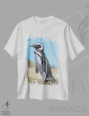 تیشرت سفید طرح دار – تیشرت طبیعت ,Patagonia, Argentina, Valdes,پنگوئن ماژلانیک در کلونی در والدس، پاتاگونیا، آرژانتین اثر مارتین زویک فروشگاه ایماژ