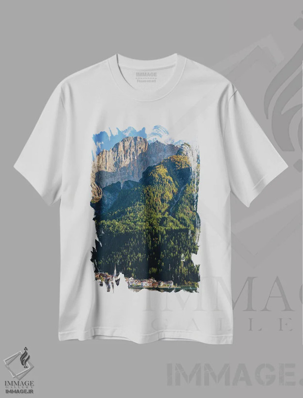 تیشرت سفید طرح دار – تیشرت طبیعت ,an icon of the dolomites in the Veneto,دهکده آلگه کنار دریاچه آلگه در پای قله چیوتا، نماد دولومیت های ونتو اثر مارتین زویک immage.ir