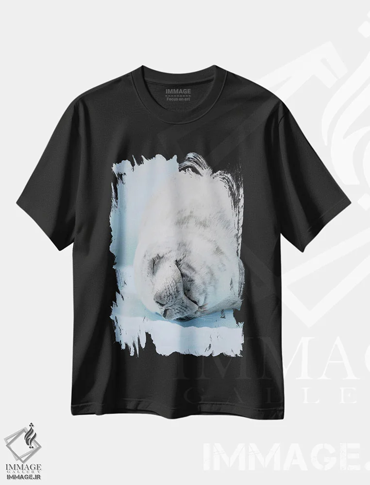تیشرت مشکی طرح دار – تیشرت حیوانات ,Resting On Ice Floe. Antarctica, Antarctic Peninsula, Detaille Island,فک خرچنگ خوار، استراحت بر روی تکه یخ شناور. جنوبگان، شبه جزیره جنوبگان، جزیره دیتایل اثر مارتین زویک immage.ir