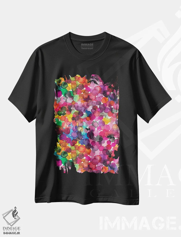 تیشرت مشکی طرح دار – تیشرت فانتزی رنگی ,نقطه های آبرنگی همپوشان اثر نینولا دیزاین immage.ir
