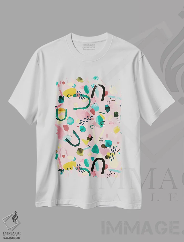 تیشرت سفید طرح دار – تیشرت آبستره هندسی ,قطعات هندسی انتزاعی صورتی و سبز اثر نینولا دیزاین فروشگاه ایماژ