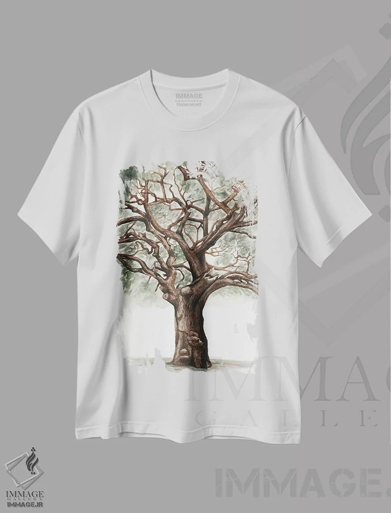 تیشرت سفید طرح دار ترکیب درخت بلوط دوم، دکور معاصر اثر نائومی مک کاویت | immage.ir