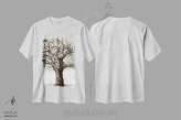 تیشرت سفید طرح دار ترکیب درخت بلوط دوم، دکور معاصر اثر نائومی مک کاویت | immage.ir