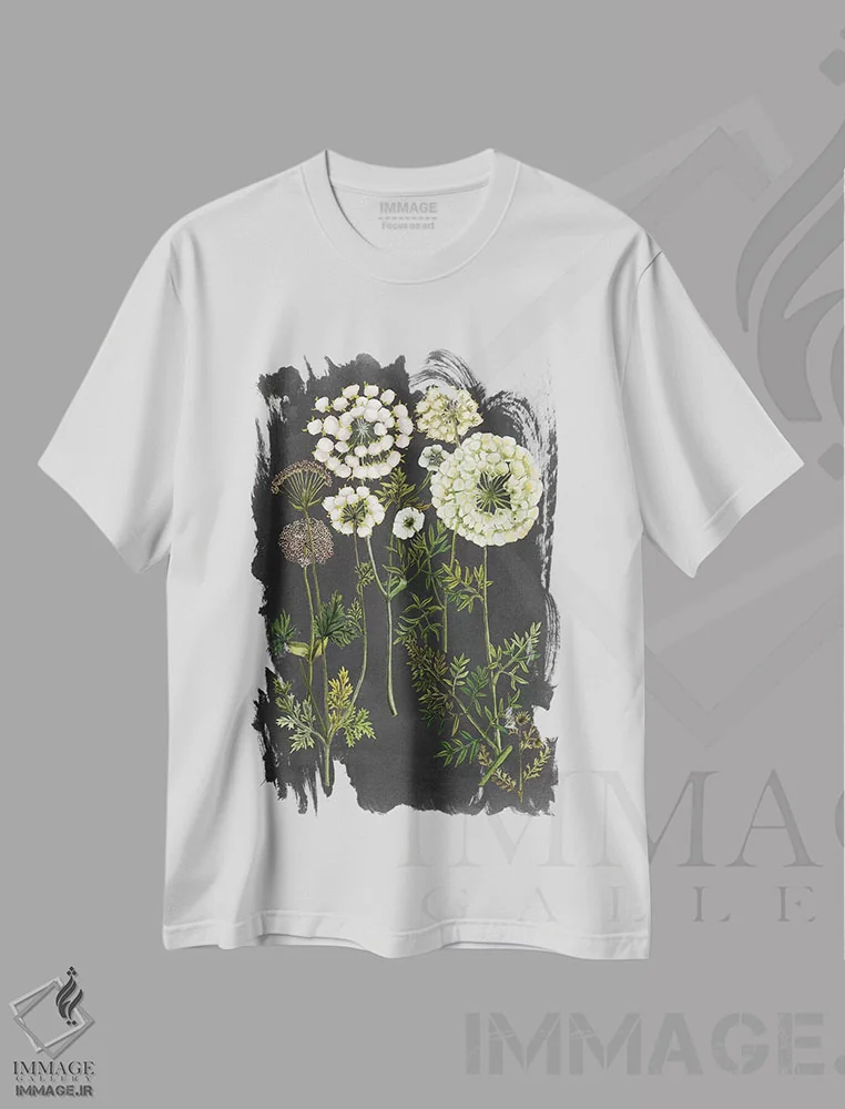 تیشرت سفید طرح دار گل های اکس لیبریس دو، تزئینی اثر نائومی مک کاویت | فروشگاه ایماژ