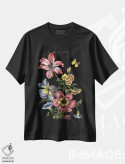 تیشرت مشکی طرح دار گل های تیره یک اثر نائومی مک کاویت | فروشگاه ایماژ
