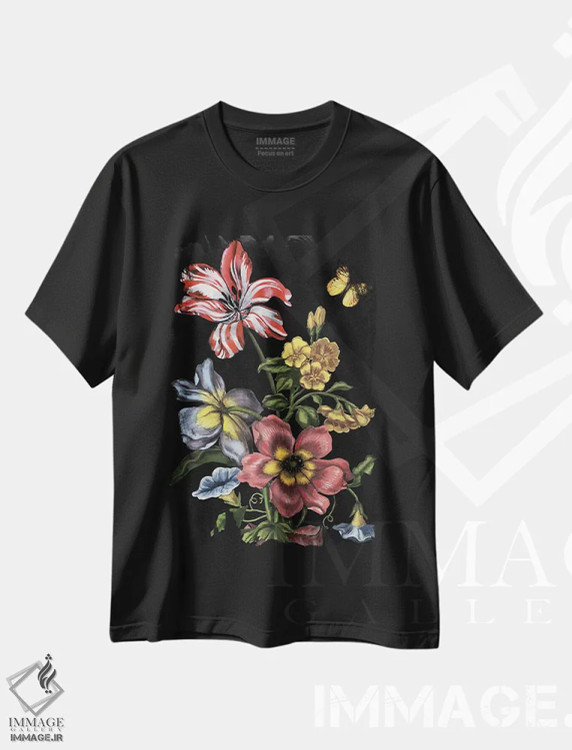تیشرت مشکی طرح دار گل های تیره یک اثر نائومی مک کاویت | فروشگاه ایماژ