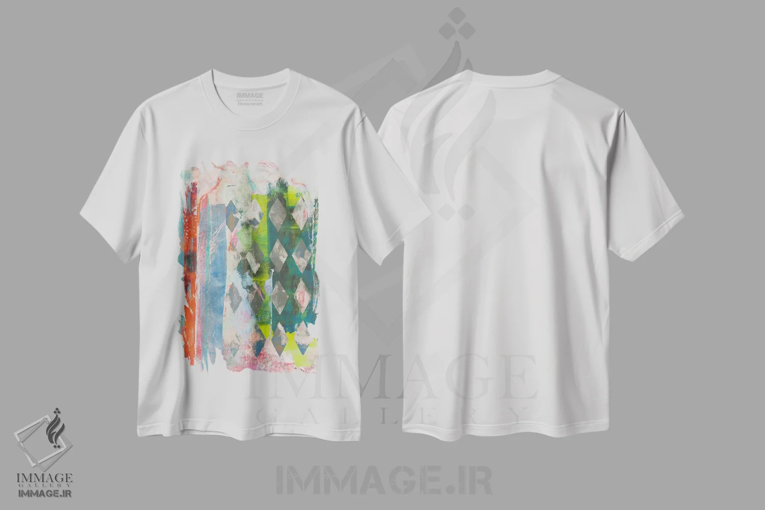 تیشرت سفید طرح دار بعدازظهر چارتروز یک اثر نائومی مک کاویت | immage.ir