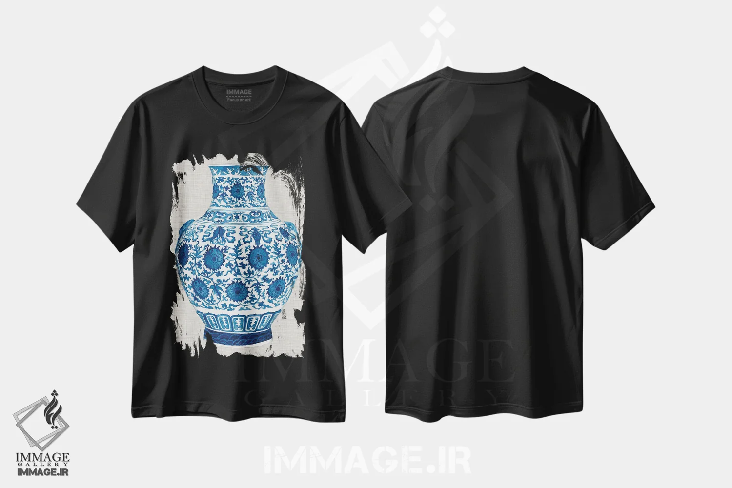 تیشرت مشکی طرح دار گلدان مینگ روی کتان پنجم، دکور آسیایی اثر نائومی مک کاویت | immage.ir