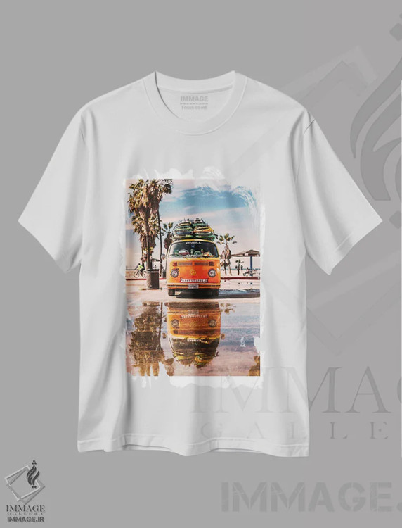 تیشرت سفید طرح دار ساحل ون کمپر، مدیوم اثر نائومی دیویس | immage.ir