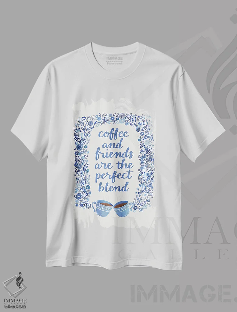 تیشرت سفید طرح دار آشپزخانه آبی خانه ۵، تزئینی اثر نانسی مک کنزی | immage.ir