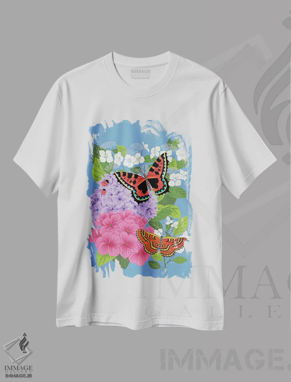 تیشرت سفید طرح دار هورتانسیاها و پروانه ها اثر نانسی مک کنزی | immage.ir