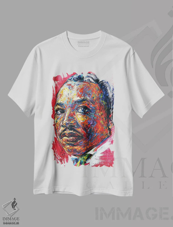 تیشرت سفید طرح دار مارتین لوتر کینگ، هنر آمریکایی آفریقایی تبار اثر ناتاشا میلیوس | فروشگاه ایماژ