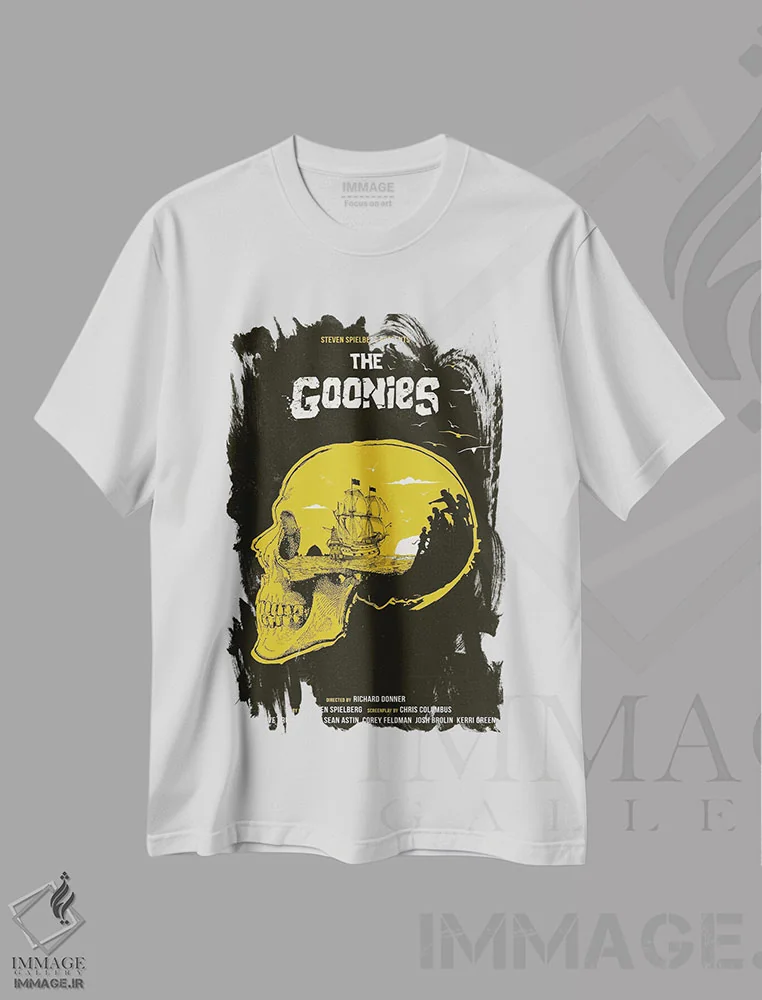 تیشرت سفید طرح دار هنر فیلم گونی ها، هنر دیجیتال اثر ۲ توست دیزاین | فروشگاه ایماژ