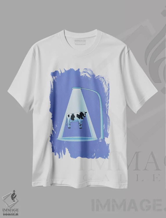 تیشرت سفید طرح دار گاو ربوده شده، هنر دیجیتال اثر نائولیتو | فروشگاه ایماژ