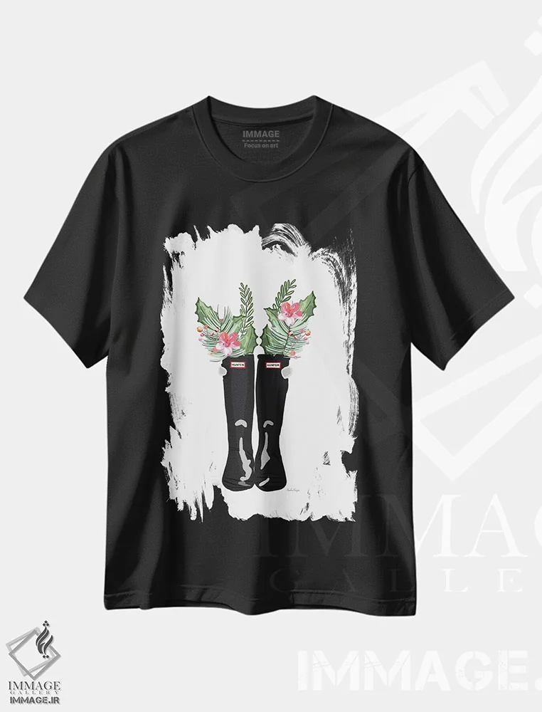 تیشرت مشکی طرح دار چکمه های کریسمس، تزئینی اثر آملیا نویز | فروشگاه ایماژ