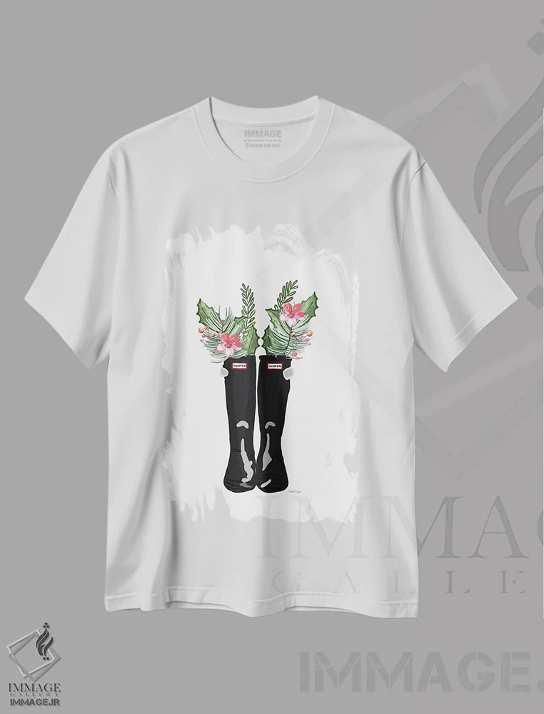 تیشرت سفید طرح دار چکمه های کریسمس، تزئینی اثر آملیا نویز | immage.ir