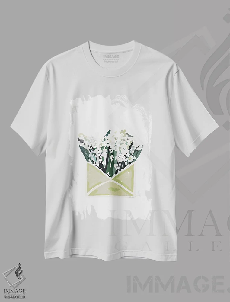 تیشرت سفید طرح دار پاکت گلدار، تزئینی اثر آملیا نویز | immage.ir