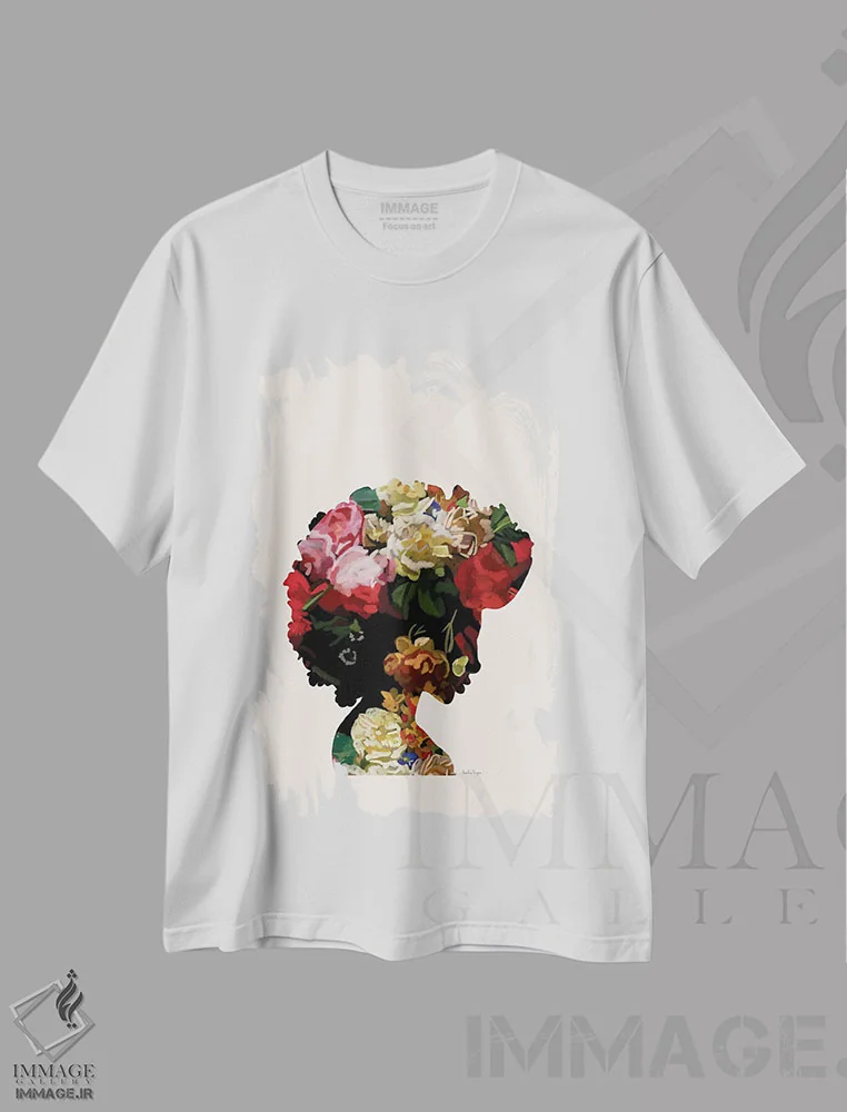 تیشرت سفید طرح دار سر با گل II، هنر آمریکایی آفریقایی تبار اثر آملیا نویز | فروشگاه ایماژ