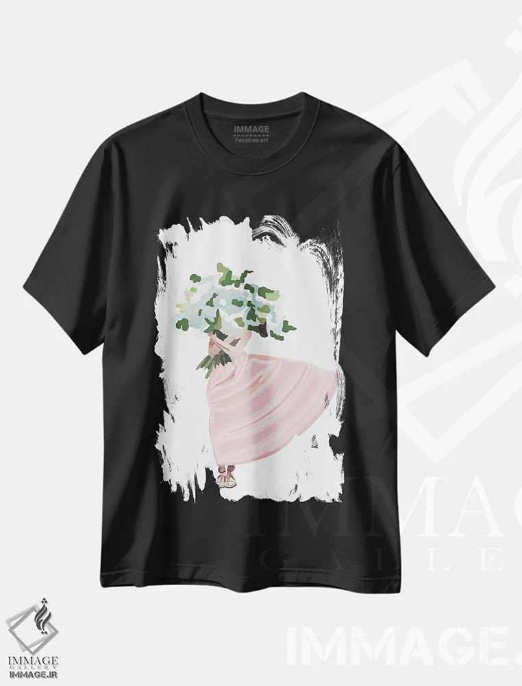 تیشرت مشکی طرح دار پیراهن با گل های صورتی، تزئینی اثر آملیا نویز | immage.ir