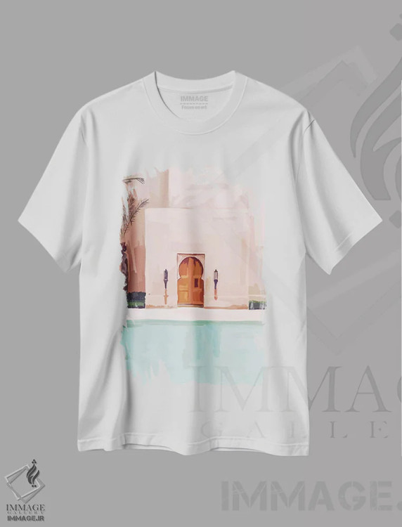 تیشرت سفید طرح دار هتل صورتی، تزئینی اثر آملیا نویز | فروشگاه ایماژ