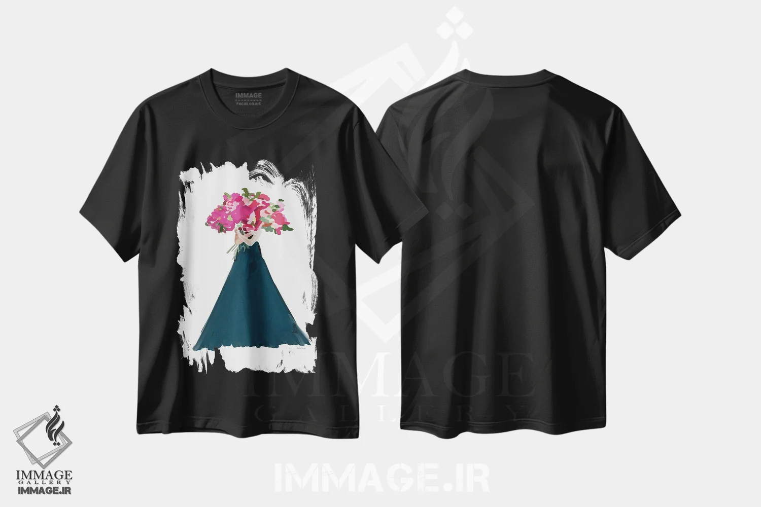 تیشرت مشکی طرح دار زنان با گل های صورتی، تزئینی اثر آملیا نویز | فروشگاه ایماژ
