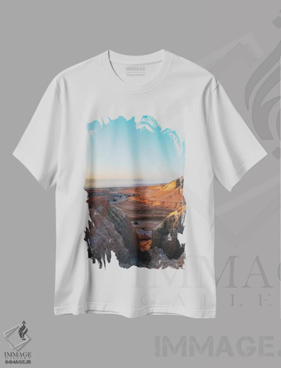 تیشرت سفید طرح دار نور نخست بر فراز صحرا، مدیوم اثر نیـرز فوتوگرافی | فروشگاه ایماژ