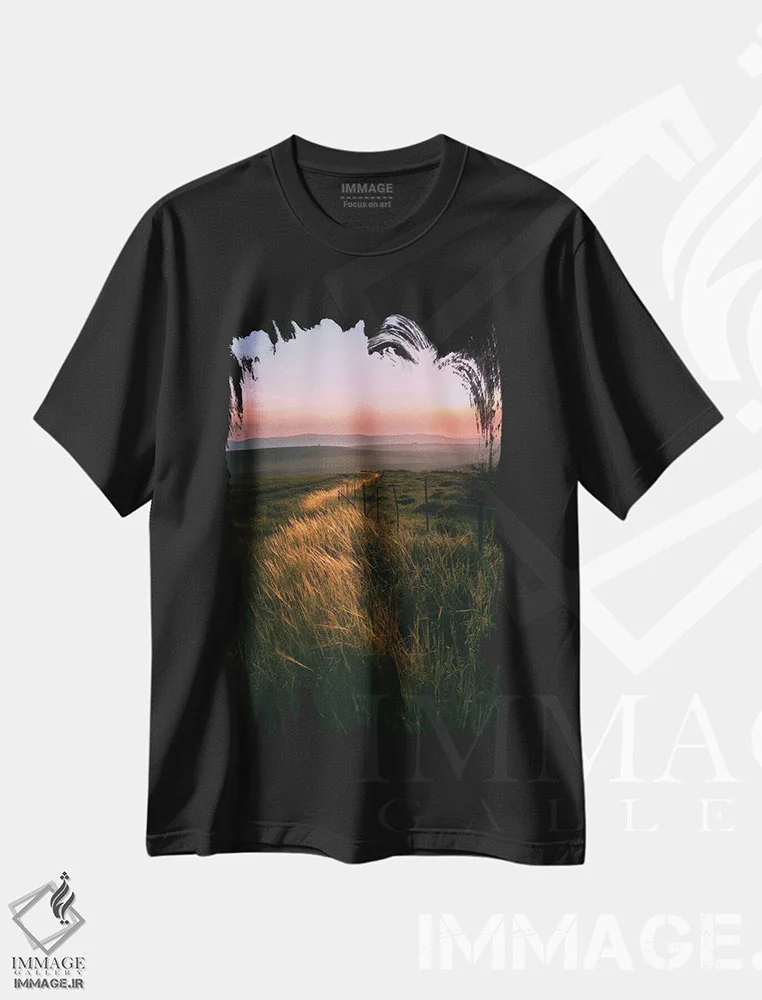 تیشرت مشکی طرح دار رد نور، مدیوم اثر نیـرز فوتوگرافی | immage.ir