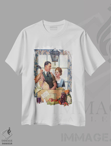 تیشرت سفید طرح دار زوجی که بوقلمون را از جعبه درمی آورند، دکور آمریکایی اثر نورمن راکول | فروشگاه ایماژ