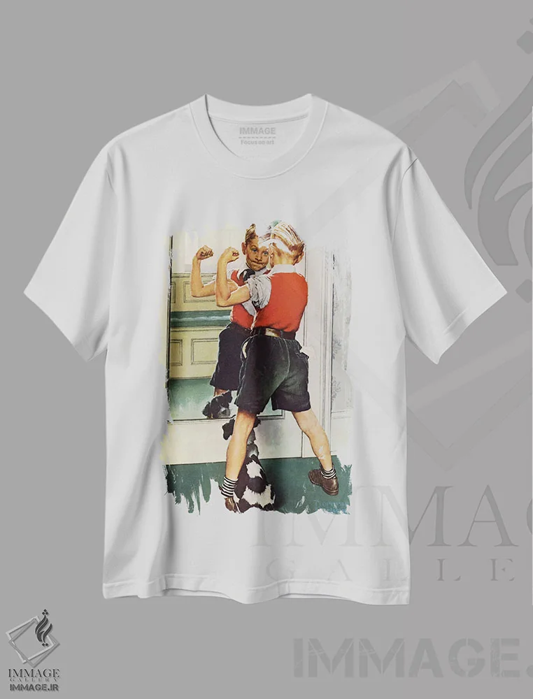 تیشرت سفید طرح دار نمای نزدیک مرد عضلانی، هنر فاخر کلاسیک اثر نورمن راکول | immage.ir