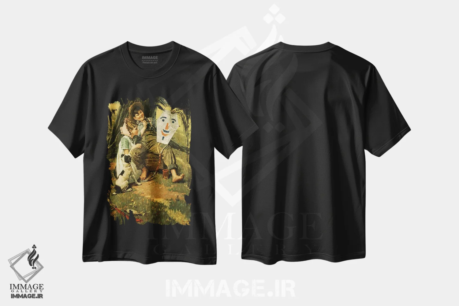 تیشرت مشکی طرح دار پسر و دختر کشاورز نشسته روی جعبه، هنر فاخر کلاسیک اثر نورمن راکول | immage.ir