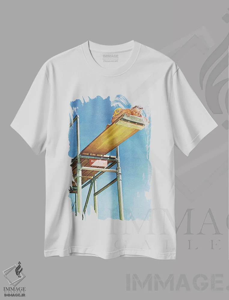 تیشرت سفید طرح دار پسر روی تخته شیرجه بلند، هنر فاخر کلاسیک اثر نورمن راکول | فروشگاه ایماژ