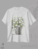 تیشرت سفید طرح دار سبد گل رز شیرین، دکور معاصر اثر جولی نورکوس | فروشگاه ایماژ