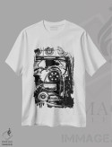 تیشرت سفید طرح دار موتور ماشین مسابقه درگ، مدیوم اثر نیک ریو | فروشگاه ایماژ