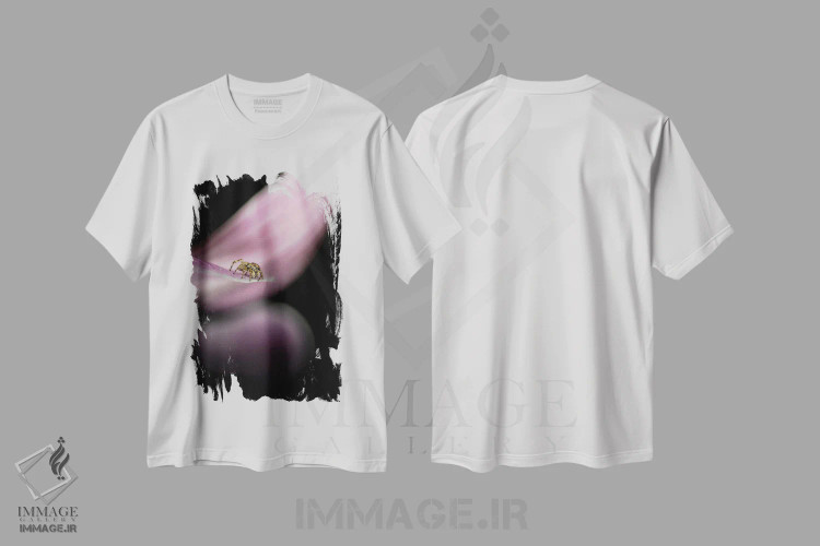 تیشرت سفید طرح دار نقاشی هنری عنکبوت بامزه روی گل، مدیوم اثر نیک ریو | فروشگاه ایماژ