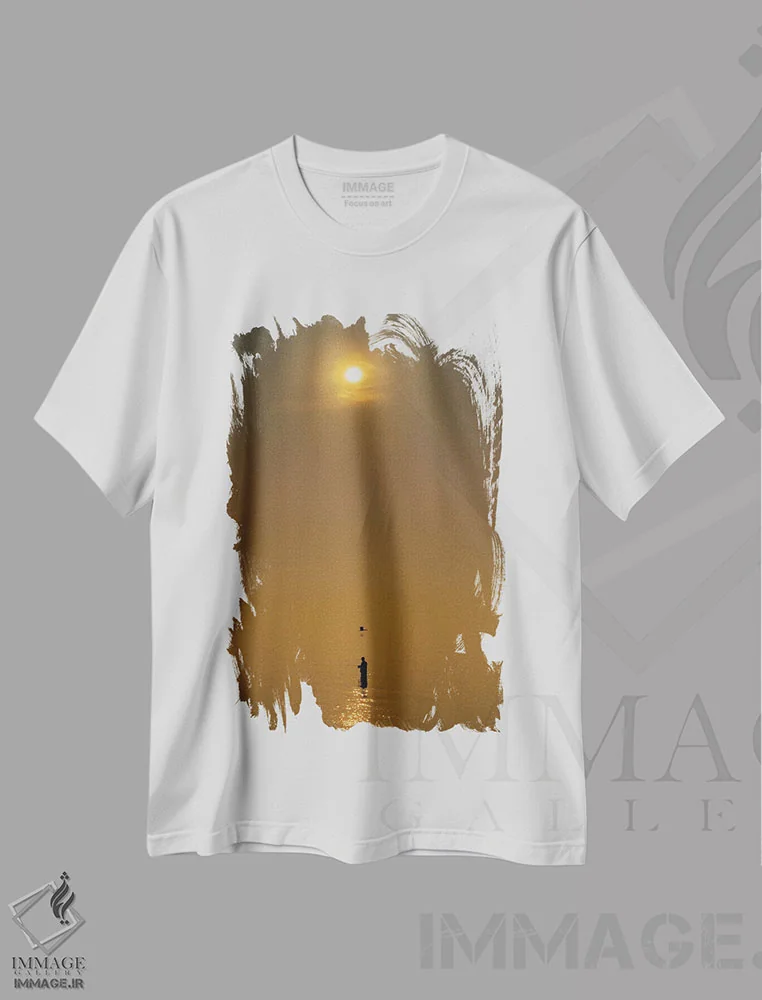 تیشرت سفید طرح دار ماهیگیر، تزئینی اثر نیک ریو | immage.ir