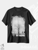 تیشرت مشکی طرح دار درخت تنها پوشیده از برف، مدیوم اثر نیک ریو | فروشگاه ایماژ