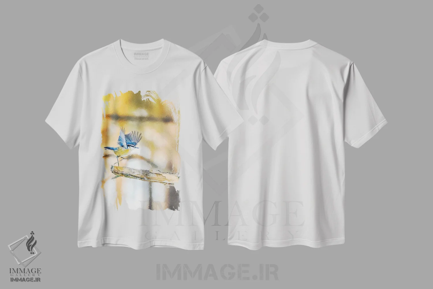 تیشرت سفید طرح دار پرنده کوچک رقصان در صبح، مدیوم اثر نیک ریو | immage.ir