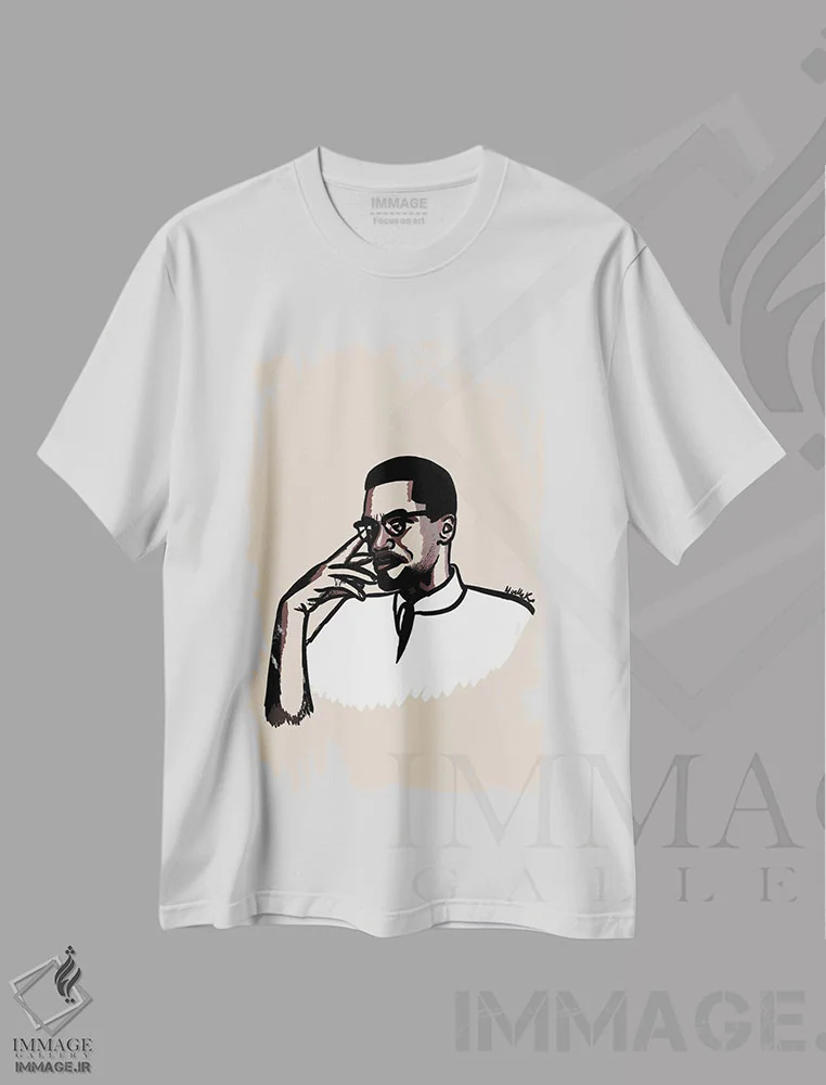 تیشرت سفید طرح دار برادر مالکوم، هنر آمریکایی آفریقایی تبار اثر نوئل آر ایکس | immage.ir