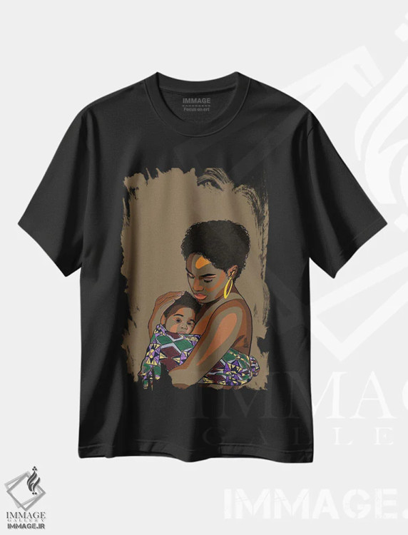 تیشرت مشکی طرح دار در آغوش عشق، هنر آمریکایی آفریقایی تبار اثر نوئل آر ایکس | فروشگاه ایماژ