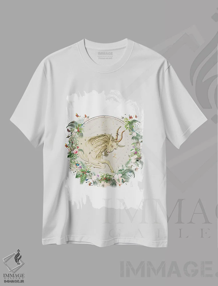 تیشرت سفید طرح دار فال برج جدی، دکور بوهمی اثر ناتالی رایان | immage.ir