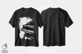 تیشرت مشکی طرح دار پیانوی بزرگ، هنر تزئینی سیاه و سفید اثر نیسه کرونا | فروشگاه ایماژ