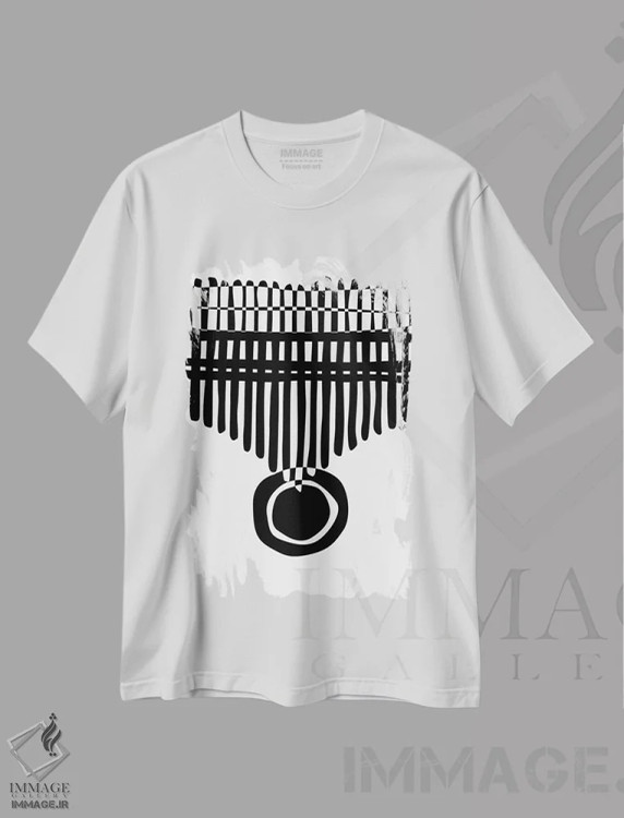 تیشرت سفید طرح دار کالیمبا، هنر تزئینی سیاه و سفید اثر نیسه کرونا | فروشگاه ایماژ